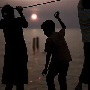 India - Sunset Dance by Dan Kosmayer