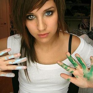 Shannon Hadaki Finger Painting