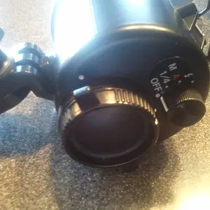 Nikon V