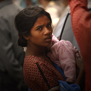Delhi Beggar Girl - by Kristian Bertel