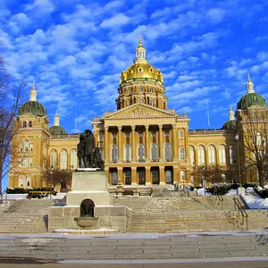 Des Moines