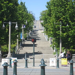 Tacoma, WA Bridge of Glass / Museum