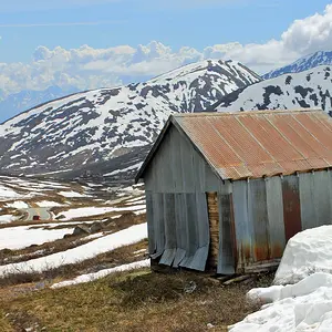 Mining building