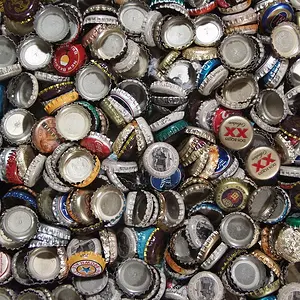 Caps