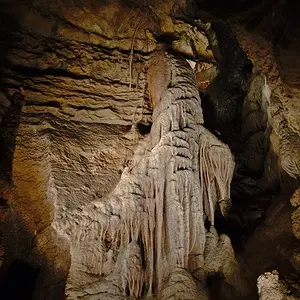 Lincoln Caverns
