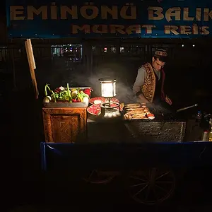 Waiting for customers, Istanbul.