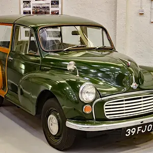Morris Minor Traveller