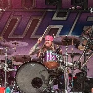 Steel Panther - Fillmore - 12-5-20-2024 -Band003.webp