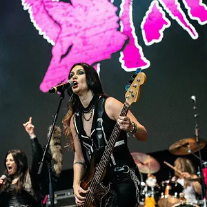 M3 Rock Festival 2025 - Day 3 - Vixen009.webp