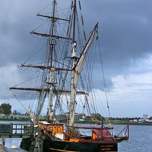 Tres Hombres
