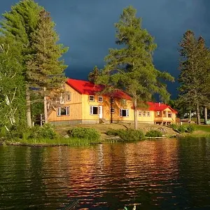 08FebPhoto10-Quebec Fishing Lodge