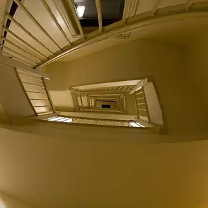 dec08photo27-stairwell