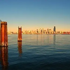 2563072242_ae8b3cf033_m