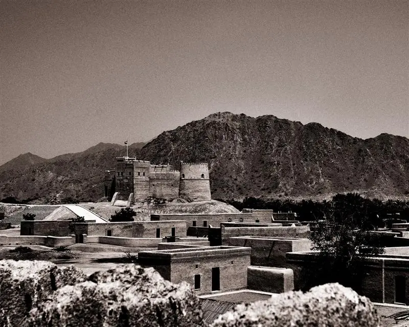 5212-Fujairah_Fort_8x10_2CMedium