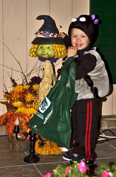 7985-DavidHolloween08