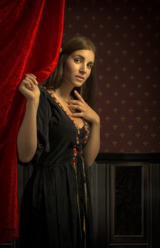 A Hand For A Suitor