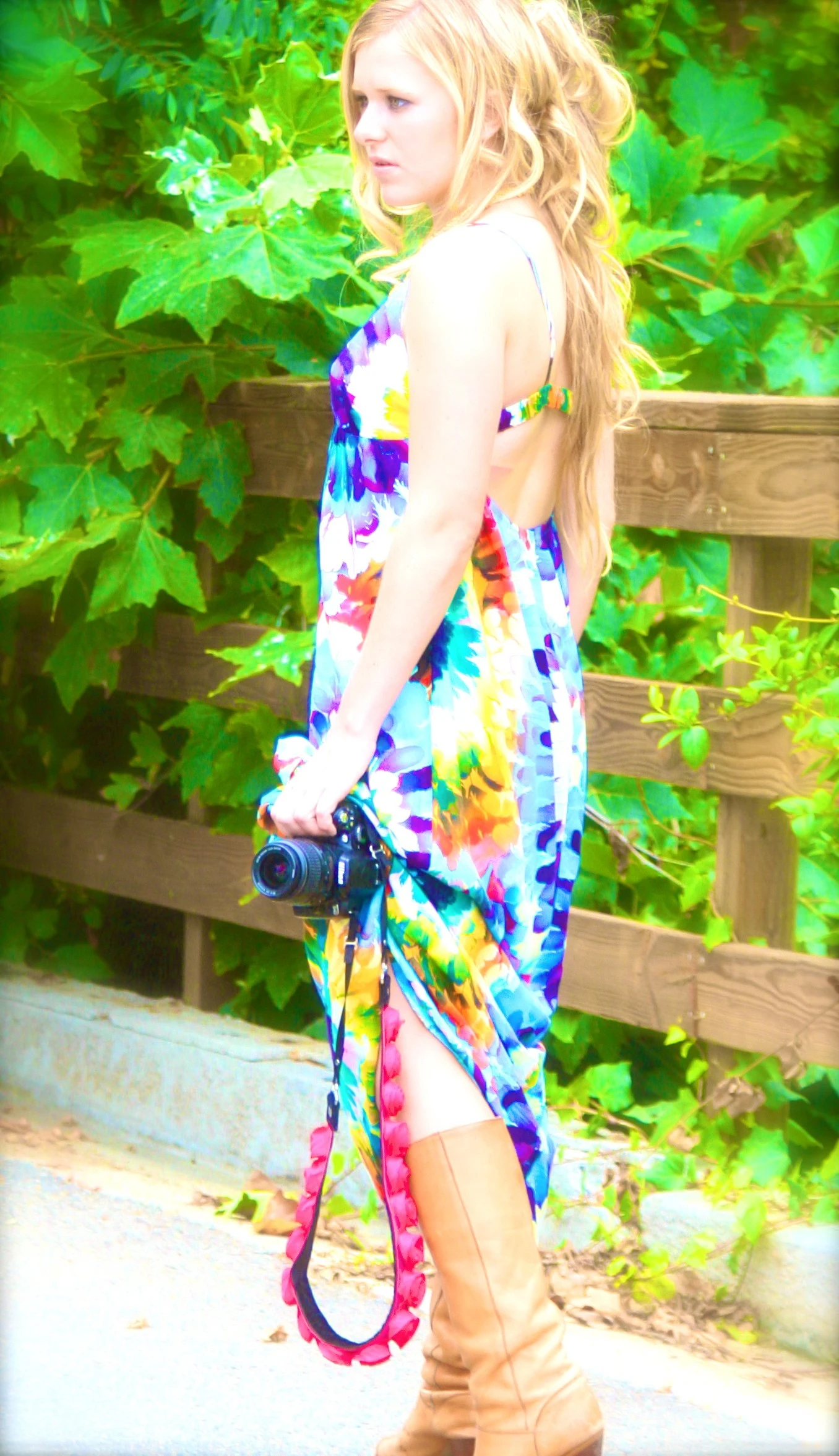 Capturing Couture - Women's Camera Strap "PINK ORGANZA GARDEN"