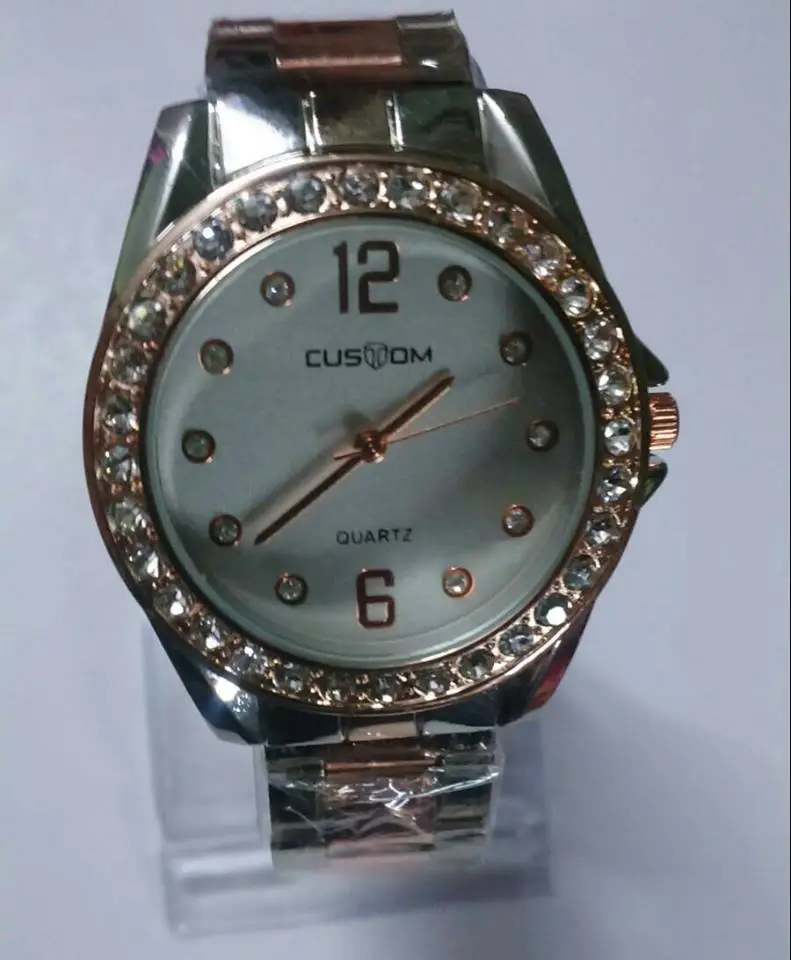 CUSTOM QUARTZ