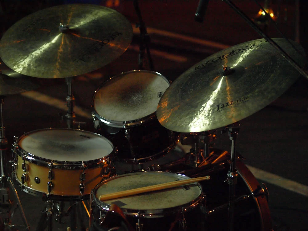 Drum_set_at_rest-1