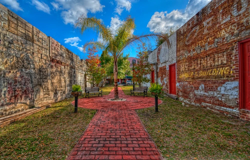 Fernandina Beach Center ST AlleyWay