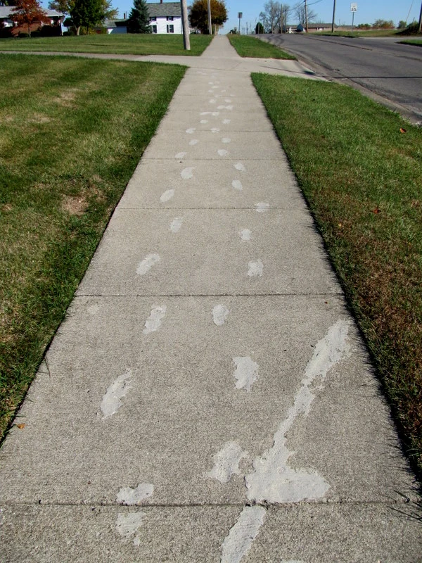 Footsteps  OOPS !!!