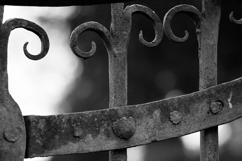 gate