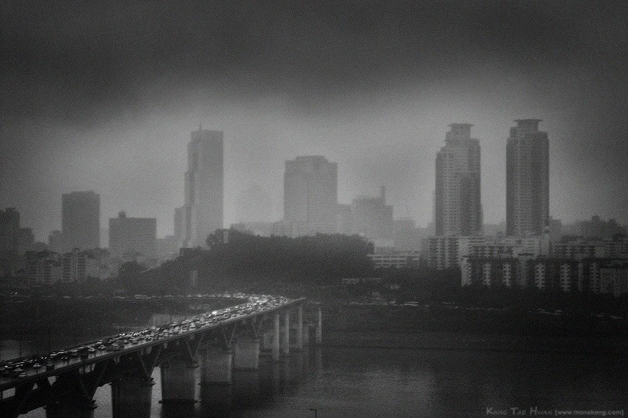 Gloomy city02