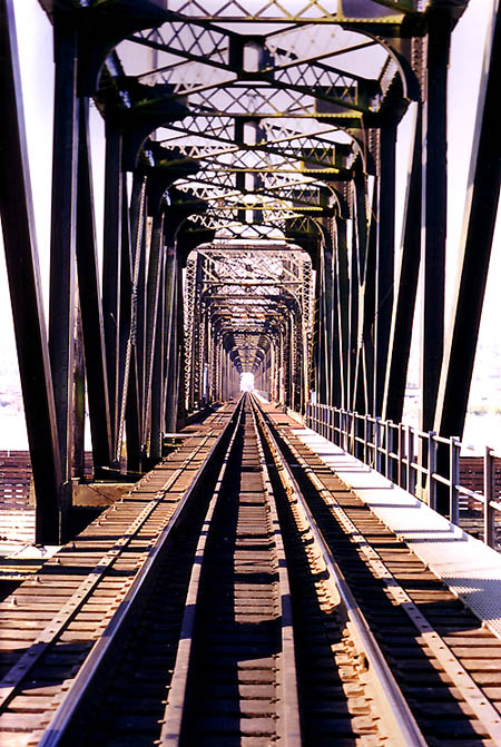 janPhoto04-Train Bridge