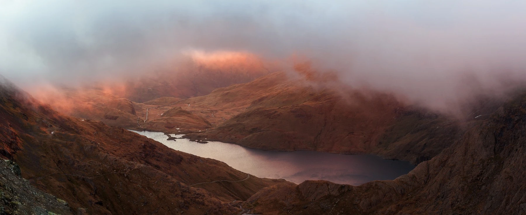Llyn Llydaw In the cloud window