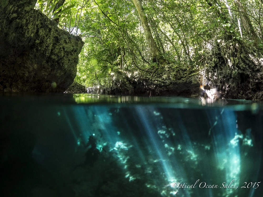 Mirror Pond Cave/lagoon