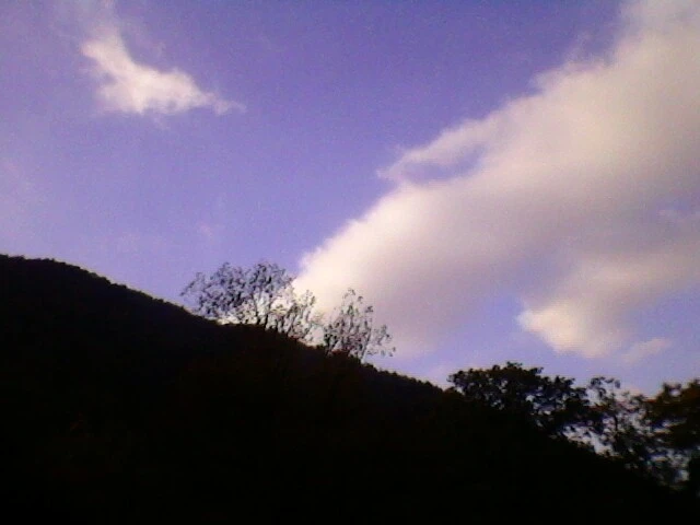 Mountains and white clouds