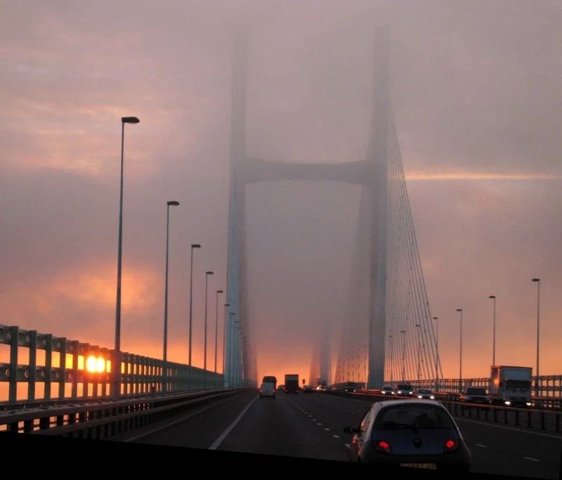 nov07photo04-bridge at dawn
