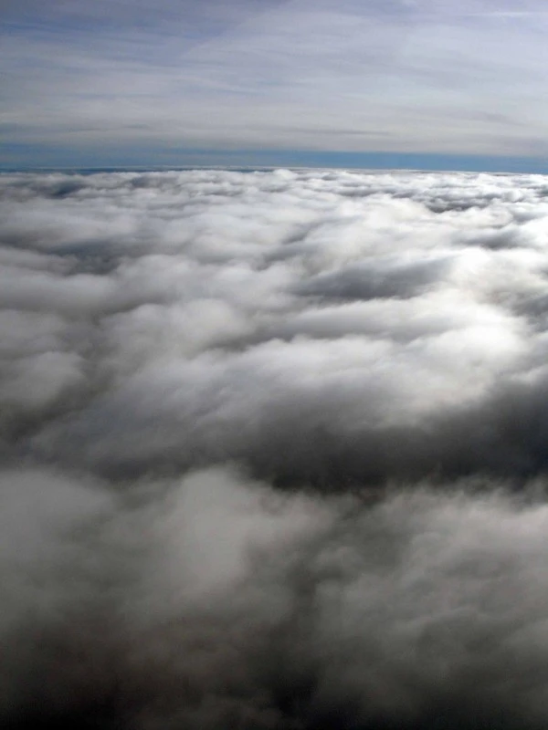 octphoto19-cloudlight