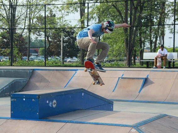 Skateboarder