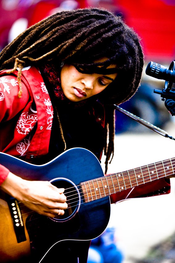 Valerie June 2