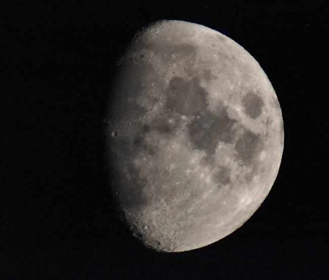 Waxing gibbous moon