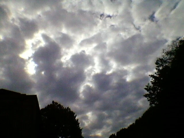White, heavy clouds
