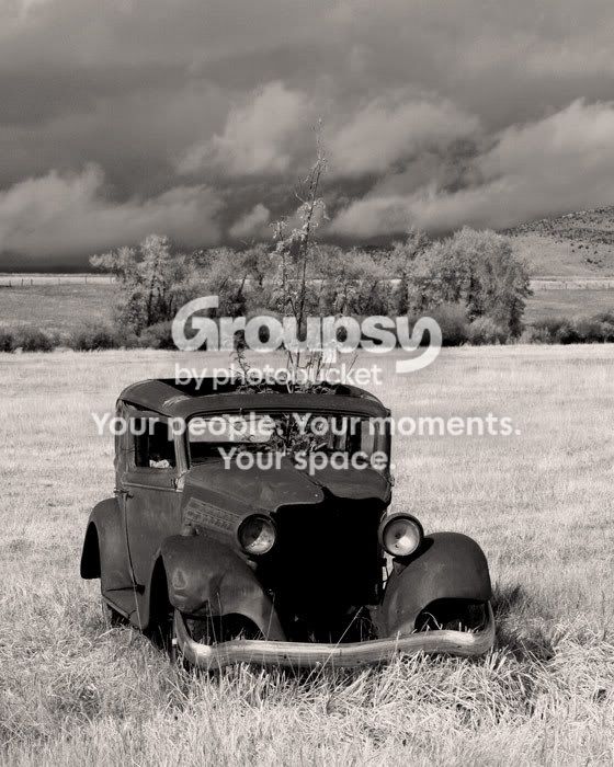 abandoned-bw.jpg