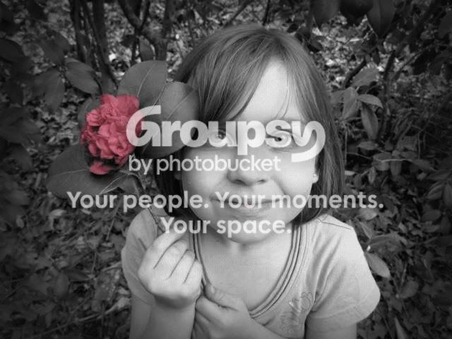 Rachelandtheflower123.jpg