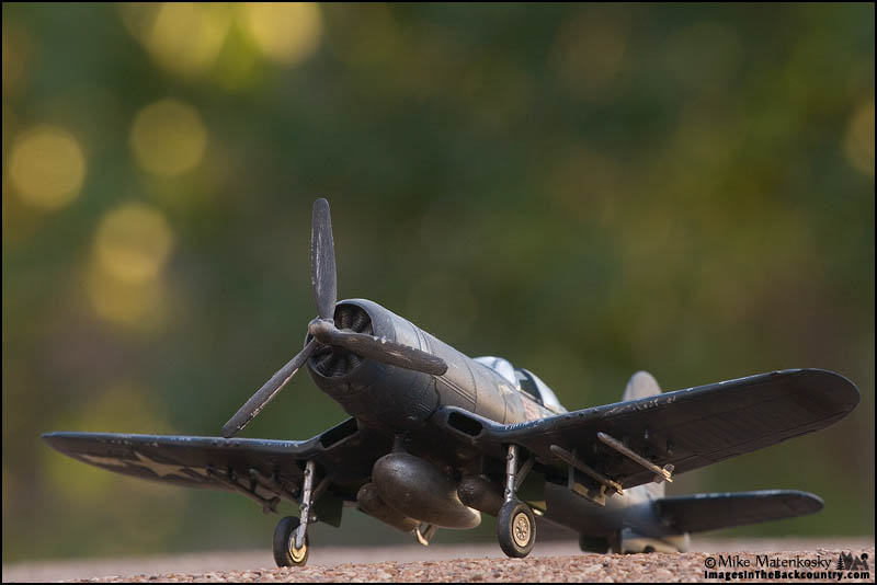 f4u-corsair-172-01.jpg