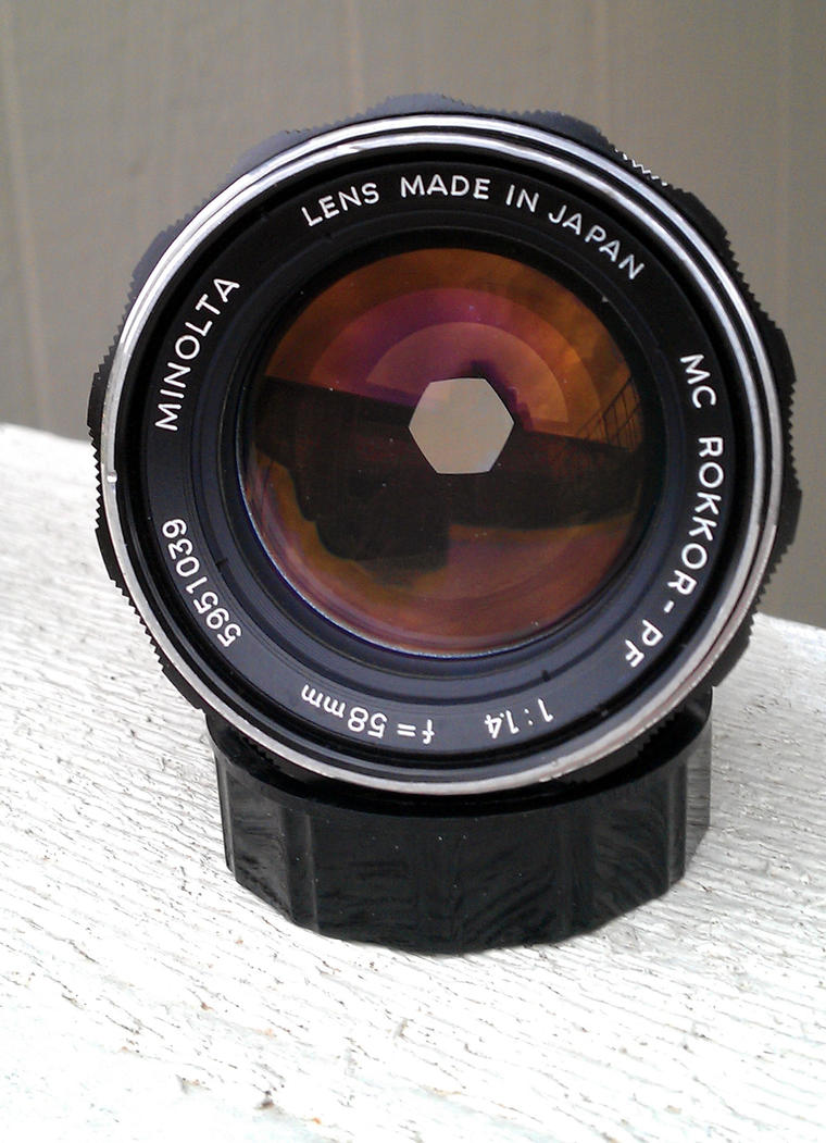 lens_by_colynsfotografs-d4gn411.jpg