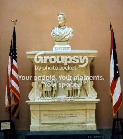 ColStatue010.jpg