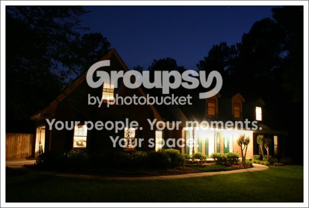 houseatnightwith300d.jpg