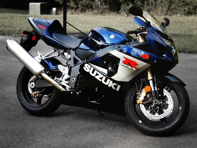 My2005Gixxer750_lomo.jpg