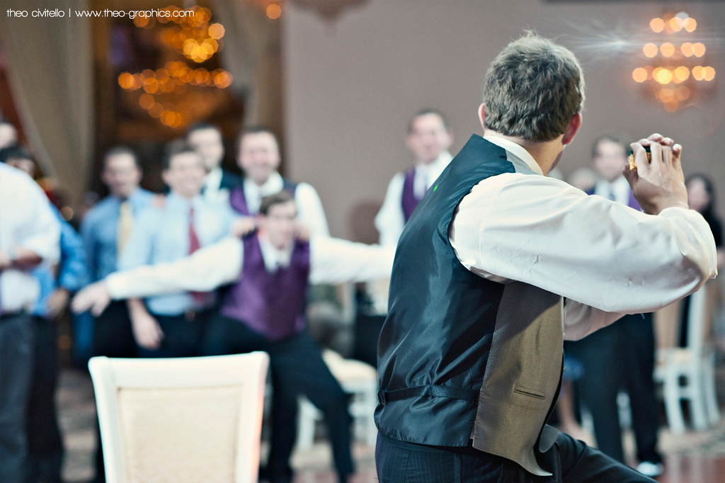 Garter-Toss-XL.jpg