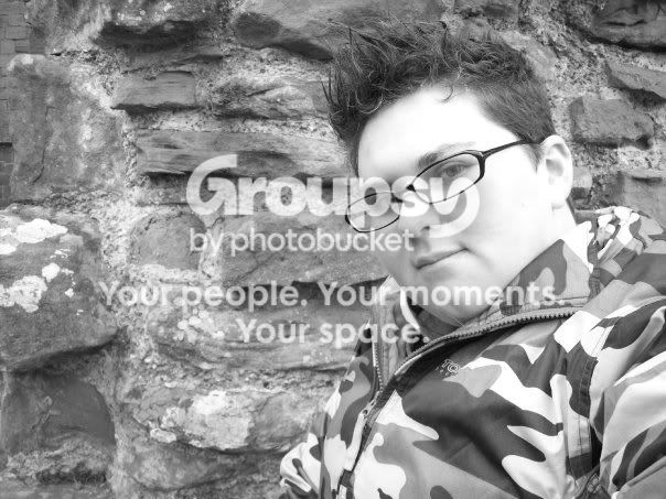 poser2.jpg