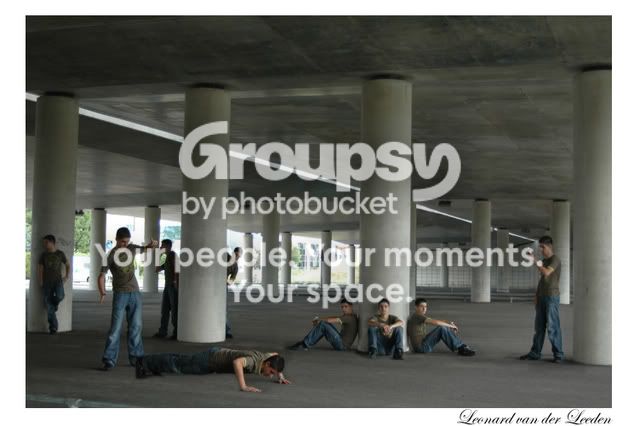 9mangroupkopie.jpg