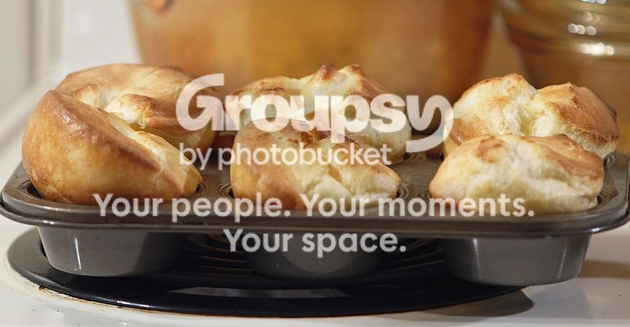 Yorkshirepuddingthirdbatch.jpg
