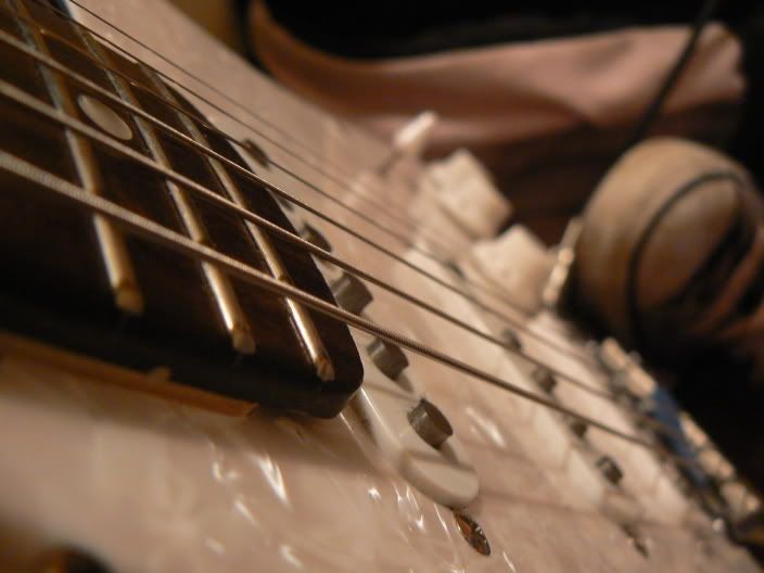 myguitar.jpg