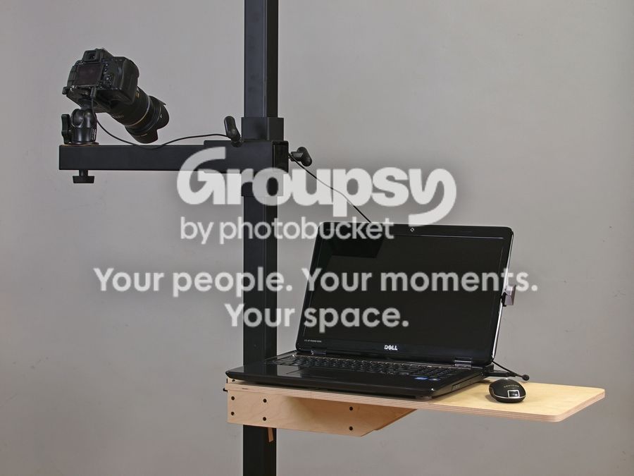 Laptopnfrontonstand_zpsb676948b.jpg